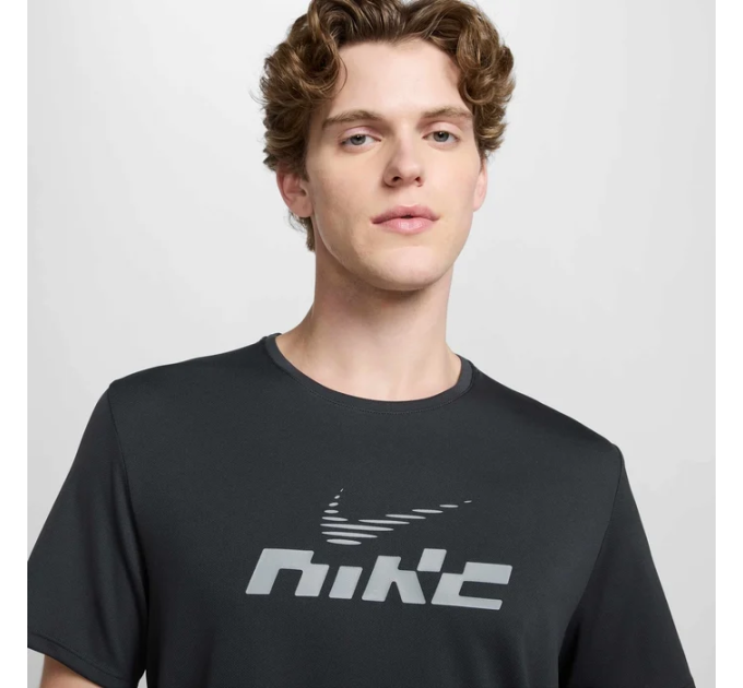 Чоловіча Футболка Nike M DF UV MILER FLASH SS Сірий M (7dIB4127-070 M)