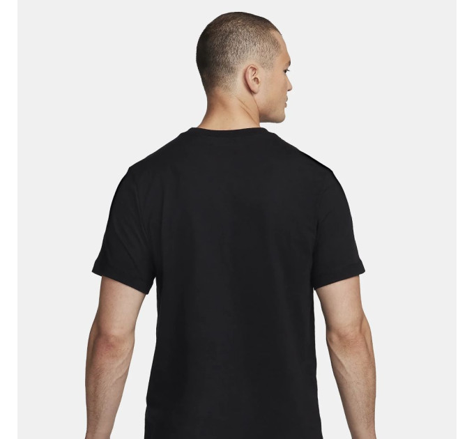 Чоловіча Футболка Nike Fitness Чорний XL (7dFQ3899-010 XL)