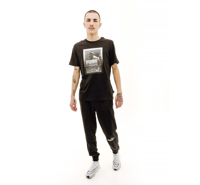 Чоловіча Футболка Puma GRAPHICS Photoprint Tee Чорний S (7d68018001 S)