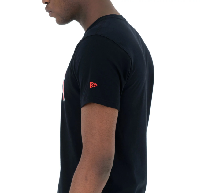 Чоловіча Футболка New Era NOS NBA REGULAR TEE BULLS Чорний S (7d60416749 S)