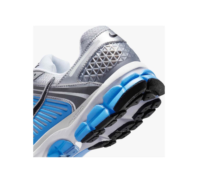 Чоловічі Кросівки Nike ZOOM VOMERO 5 Різнокольоровий 46 (7dFJ4151-101 46)