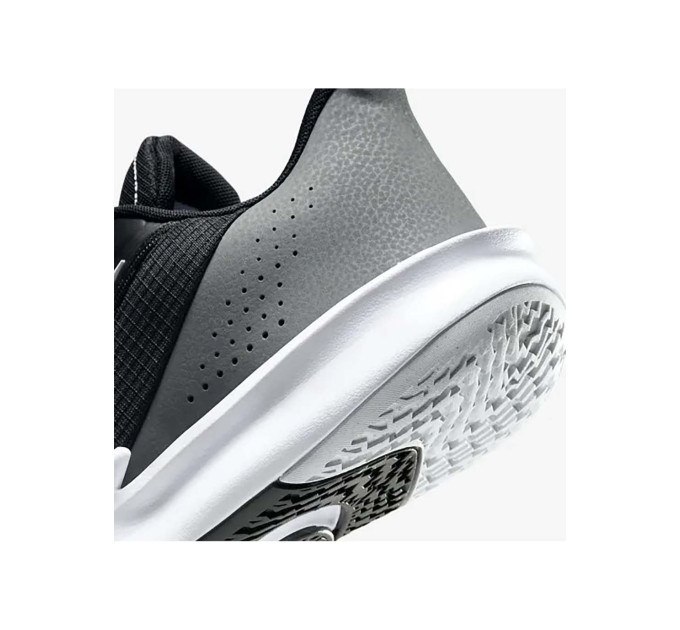 Чоловічі Кросівки Nike PRECISION VII Чорний 42 (7dFN4322-005 42)