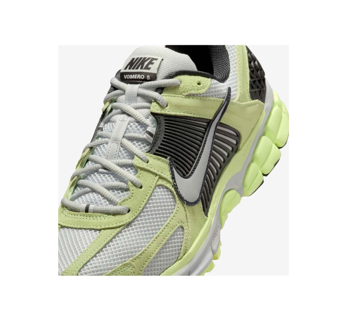 Чоловічі Кросівки Nike ZOOM VOMERO 5 Зелений 44 (7dHF1553-700 44)