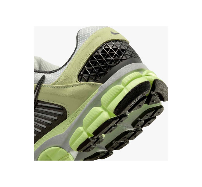 Чоловічі Кросівки Nike ZOOM VOMERO 5 Зелений 44 (7dHF1553-700 44)