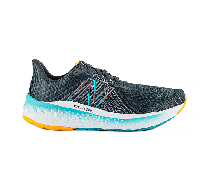 Чоловічі Кросівки New Balance VONGO V5 Різнокольоровий 42 (MVNGOCD5)
