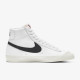 Чоловічі Кросівки Nike Blazer Mid '77 Vintage Білий 42.5 (BQ6806-100 42.5)