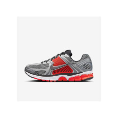 Чоловічі Кросівки Nike ZOOM VOMERO 5 Різнокольоровий 40.5 (7dFJ4151-005 40.5)