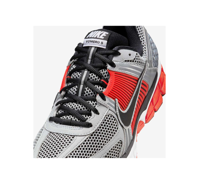 Чоловічі Кросівки Nike ZOOM VOMERO 5 Різнокольоровий 40.5 (7dFJ4151-005 40.5)