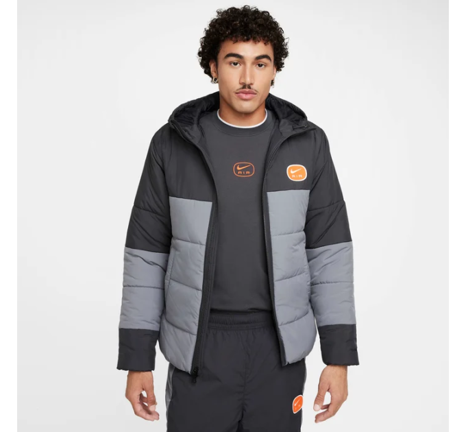 Чоловіча Куртка Nike M NSW SW AIR SYN FILL JKT Сірий M (7dHM0198-060 M)