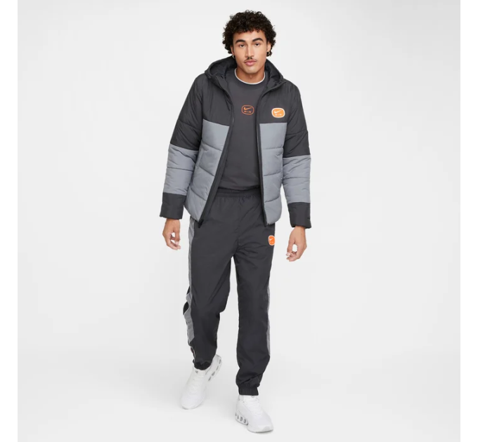 Чоловіча Куртка Nike M NSW SW AIR SYN FILL JKT Сірий M (7dHM0198-060 M)