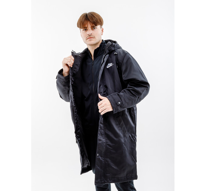 Чоловіча Куртка Nike CLUB STADIUM PARKA Чорний M (7dFB7320-010 M) Чоловіча Куртка Nike CLUB STADIUM PARKA Чорний M (7dFB7320-010 M)