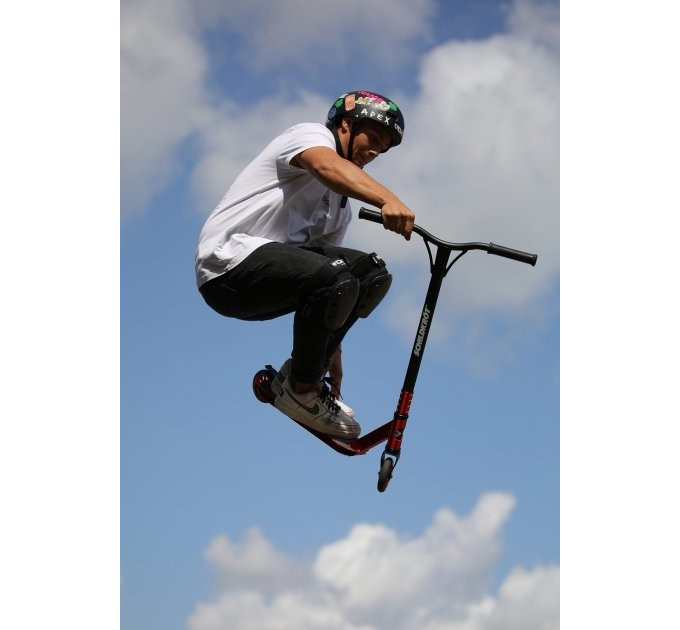 Самокат трюковий Schildkrot Flipwhip Electric Чорний/Червоний (510402)