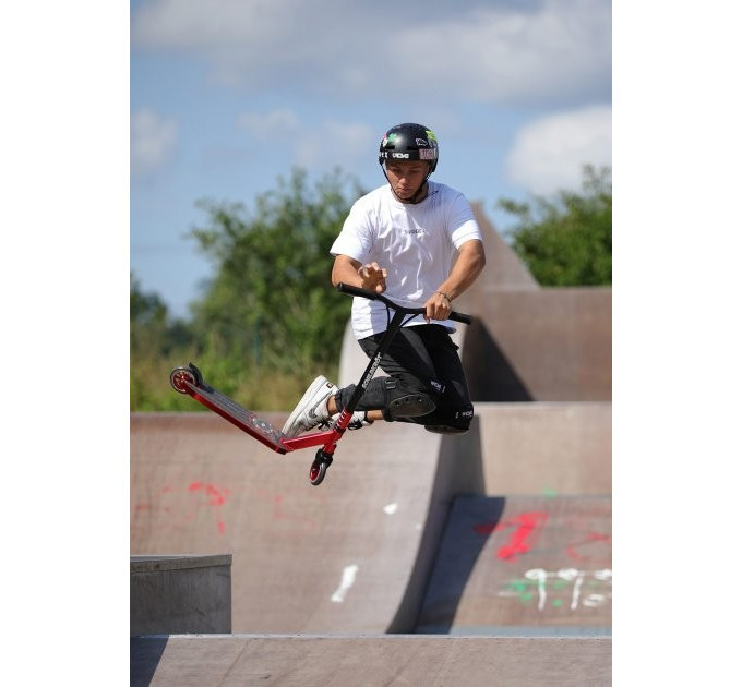 Самокат трюковий Schildkrot Flipwhip Electric Чорний/Червоний (510402)