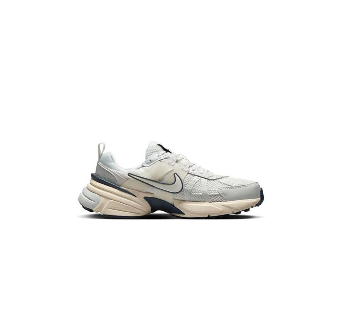Жіночі Кросівки NIKE W V2K RUN Білий 39 (7dFD0736-004 39)