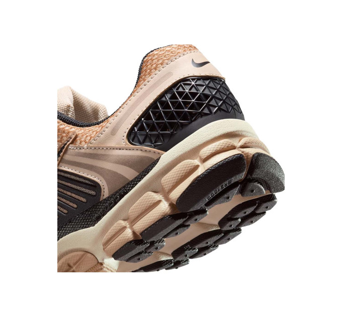 Жіночі Кросівки Nike W NIKE ZOOM VOMERO 5 Різнокольоровий 37.5 (7dFJ2028-106 37.5)