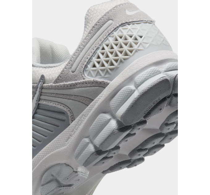 Жіночі Кросівки Nike W ZOOM VOMERO 5 Сірий 38.5 (7dHQ0458-001 38.5)
