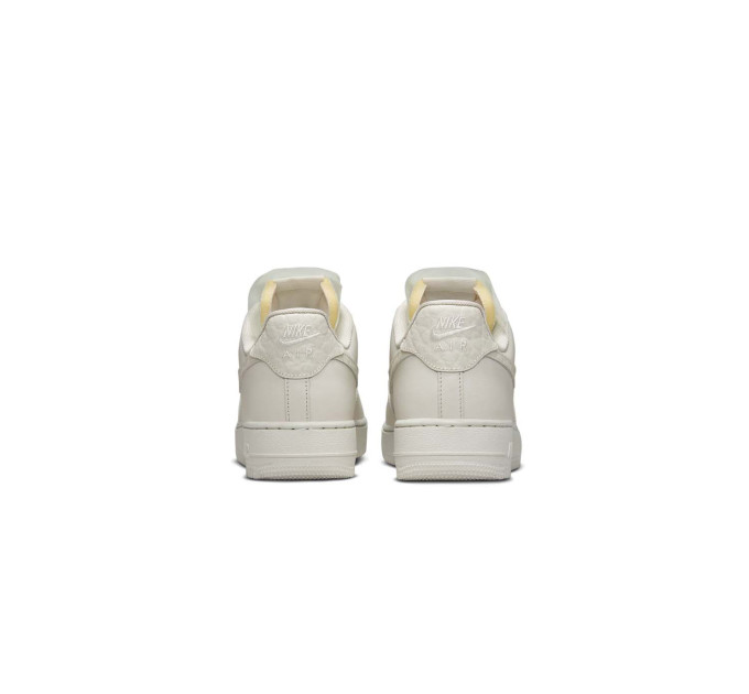 Жіночі Кросівки Nike WMNS AIR FORCE 1 LO PRM Білий 39 (7dDN5463-001 39)