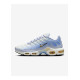 Жіночі Кросівки Nike W AIR MAX PLUS Блакитний 38.5 (7dDZ3670-004 38.5)