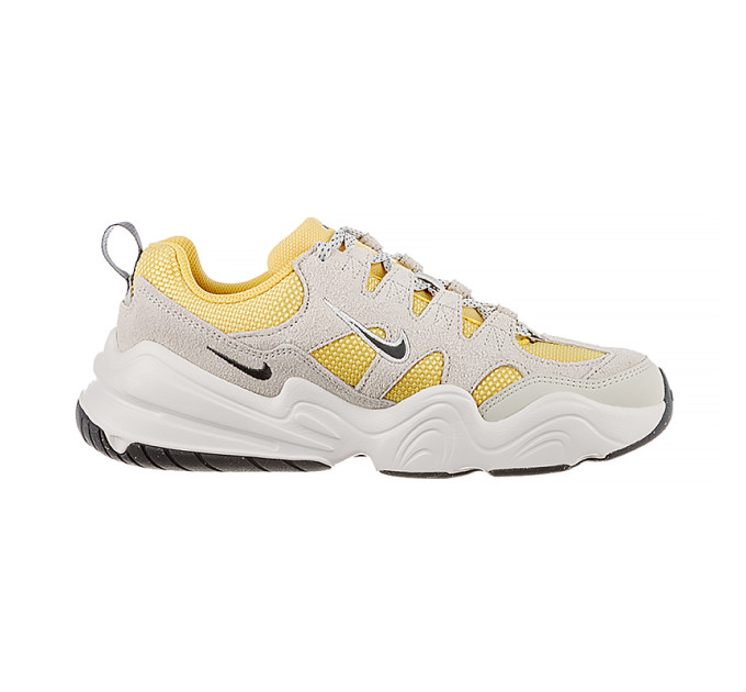 Жіночі Кросівки Nike W TECH HERA Різнокольоровий 39 (7dDR9761-700 39)