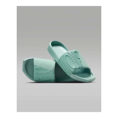 Жіночі Шльопанці Jordan WMNS NOLA SLIDE Зелений 38 (7dCZ8027-002 38)