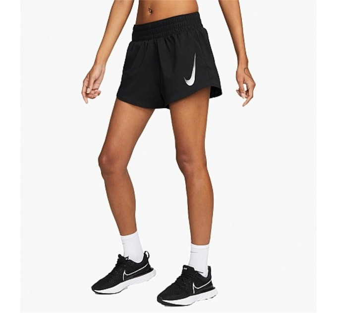 Жіночі Шорти тренувальні Nike SWOOSH SHORT VENEER VERS Чорний XS (7dDX1031-010 XS)