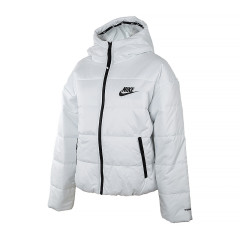 Жіноча Куртка Nike W NSW SYN TF RPL HD JKT Білий XS (DX1797-121 XS) Жіноча Куртка Nike W NSW SYN TF RPL HD JKT Білий XS (DX1797-121 XS)