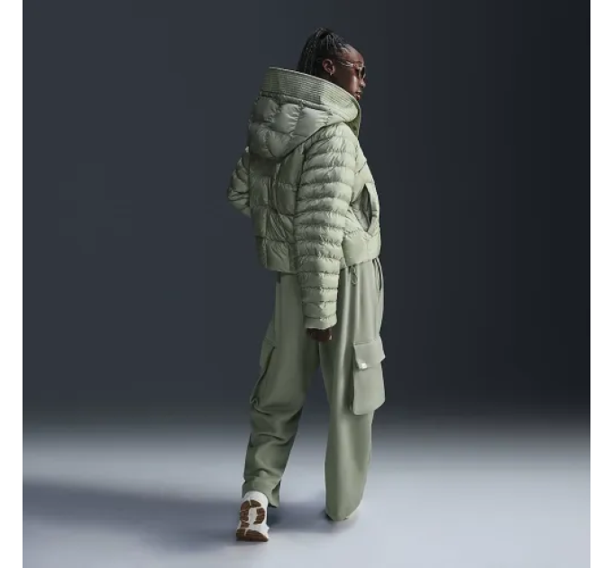 Жіноча Зимова куртка Nike W NSW ESSNTL PRIMA PUFFER Зелений M (7dFB8729-370 M)