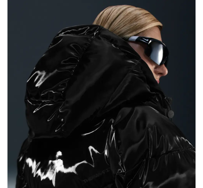 Жіноча Зимова куртка Nike W NSW TF OS SHN SNFL WNPFR PKA Чорний S (7dFV7827-010 S)