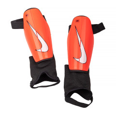 Щитки Nike NK CHRG GRD Червоний M (7dDX4608-635 M)