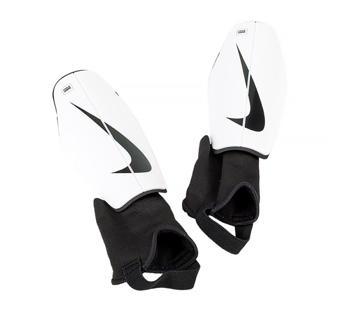 Чоловічі Щитки Nike NK CHRG GRD Чорний Білий M (7dDX4608-100 M)