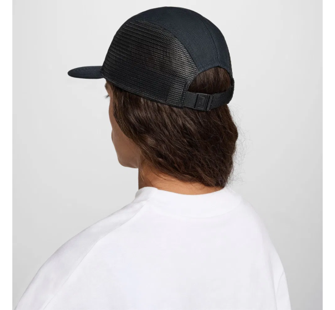 Бейсболка Jordan U FLY CAP JUMPMAN Чорний M-L (7dFV5304-011 M-L)