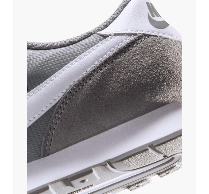 Дитячі Кросівки NIKE MD VALIANT Сірий 38 (7dCN8558-001 38)