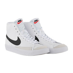 Дитячі Кросівки Nike Blazer Mid '77 Білий 37.5 (DA4086-100 37.5) Дитячі Кросівки Nike Blazer Mid '77 Білий 37.5 (DA4086-100 37.5)