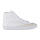 Дитячі Кросівки Nike BLAZER MID 77 SE D (GS) 38 (DH8640-102 38)