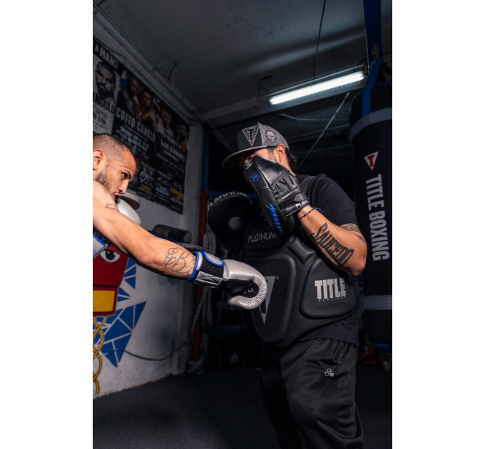 Захисний жилет тренера TITLE Platinum Prolific Body Protector Black