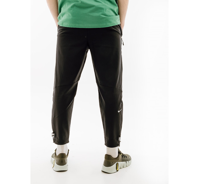 Чоловічі Штани Nike TRACK CLUB PANT Чорний L (7dFB5503-010 L)