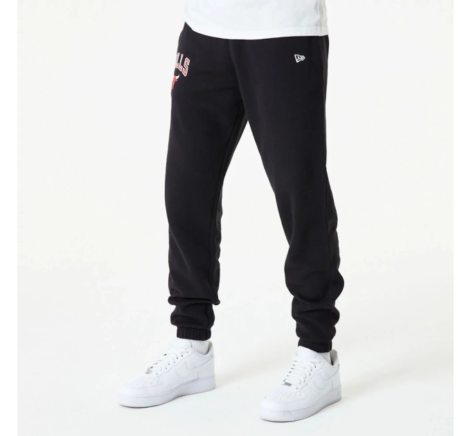 Чоловічі Штани New Era NBA ESSENTLS JOGGER BULLS Чорний S (7d60416730 S)