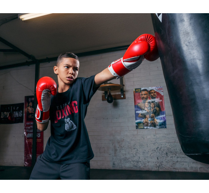 Боксерські рукавиці TITLE Classic Pro Style 3.0 Red/White 12 oz (капа в комплекті)