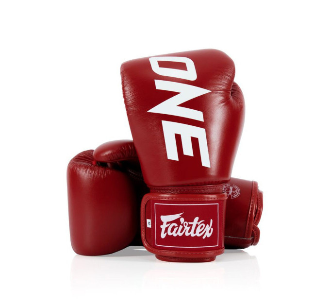 Боксерські рукавиці Fairtex BGV1-ONE (натуральна шкіра) Red 14 унцій (бинти в комплекті)