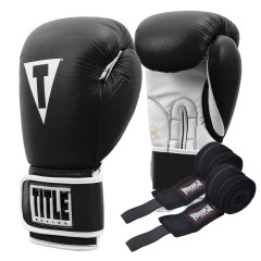 Боксерські рукавиці TITLE Boxing Pro Style Leather Gloves3.0 Black/White 14 oz (бинти 4м. в комплекті)