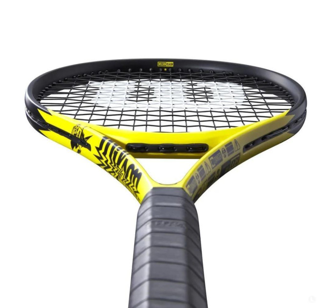 Ракетка Wilson CLASH 100 V2.0 Minions Gr3 WR124711