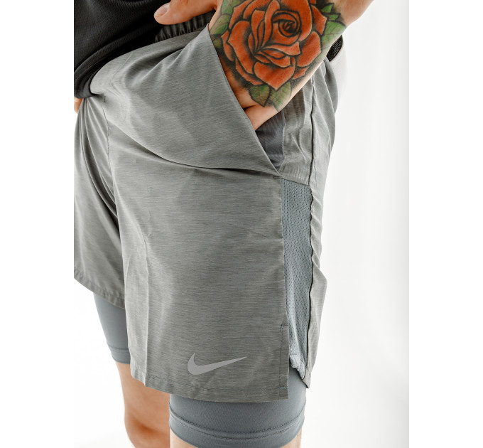 Чоловічі Шорти Nike M NK DF CHALLENGER SHORT 72IN1 Сірий S (7dCZ9060-084 S)