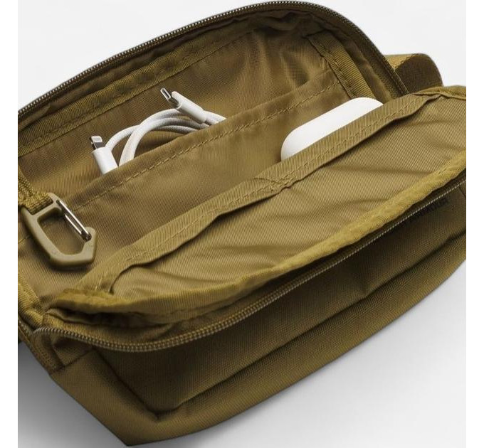 Сумка на пояс UA Essential WB Xbody 2L зелений Уні 20 x 13,5 x 5 см 1378418-320