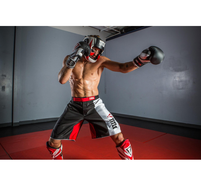 Боксерський шолом TITLE MMA Command Full Black/Red/White L (капа в комплекті)